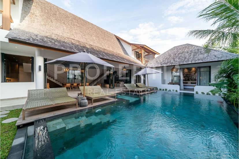 4-bedroom leasehold villa in Pererenan — photo 2 of 5