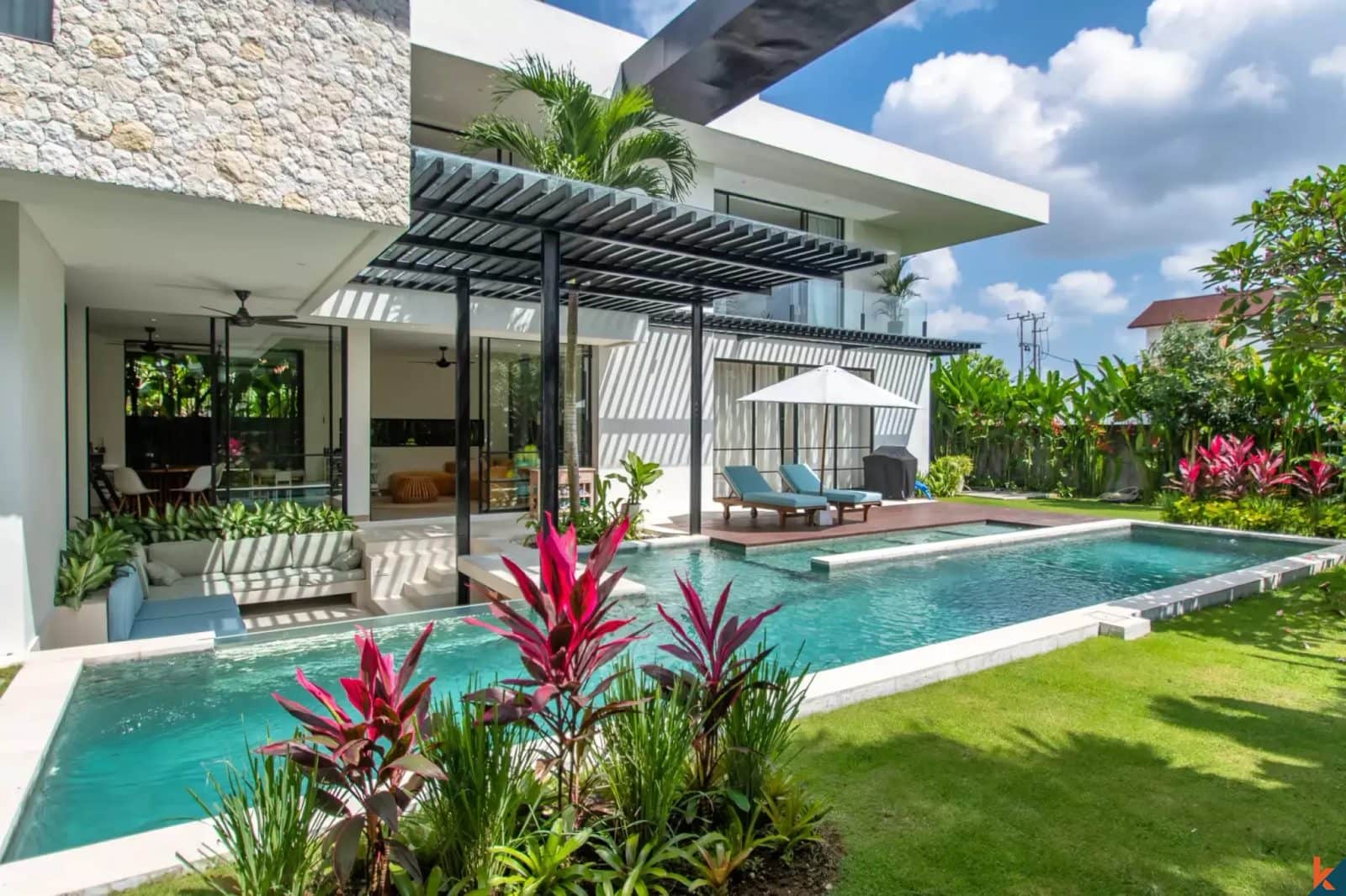 4-bedroom leasehold villa in Canggu — photo 4 of 5