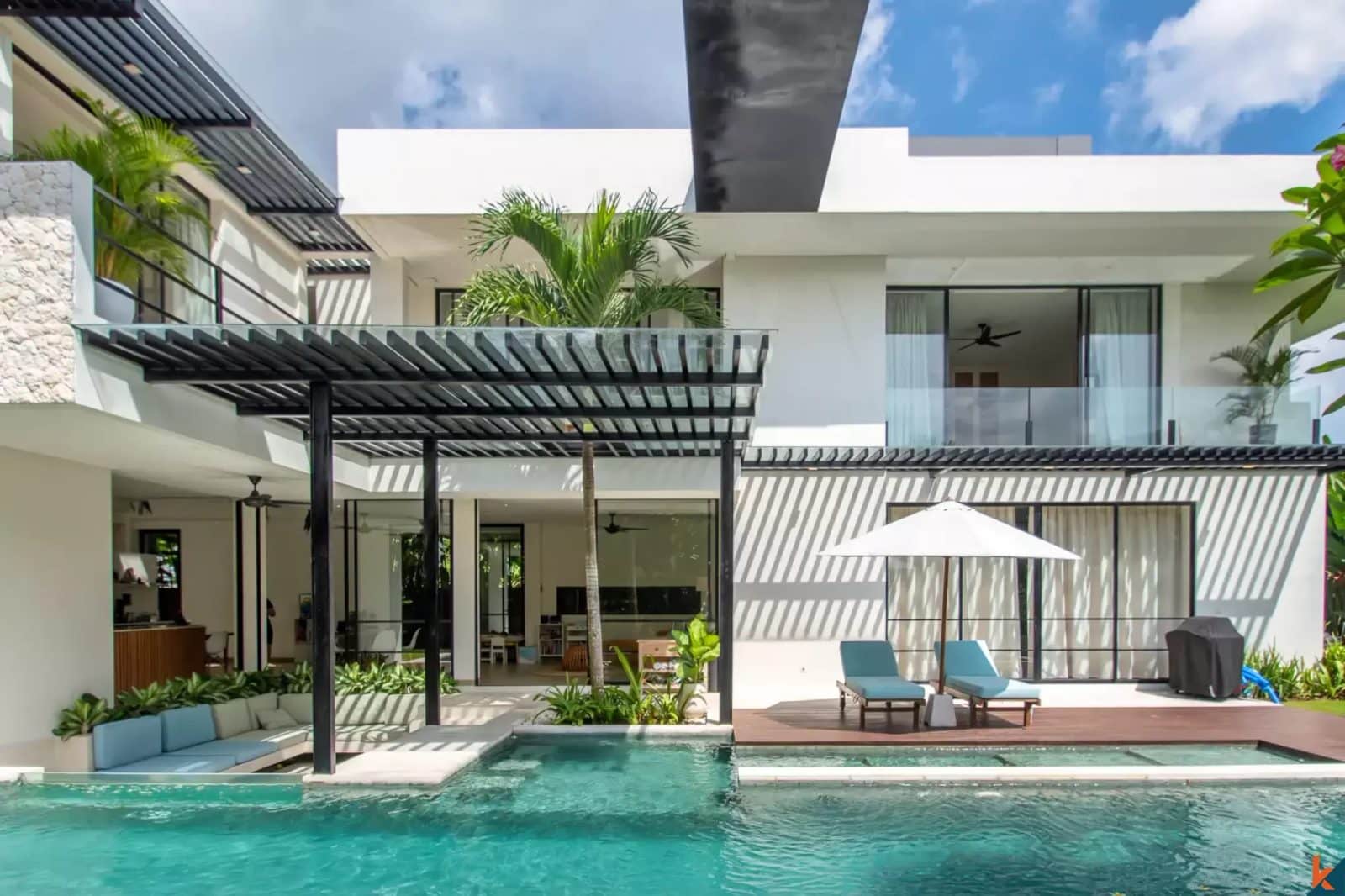 4-bedroom leasehold villa in Canggu — photo 3 of 5