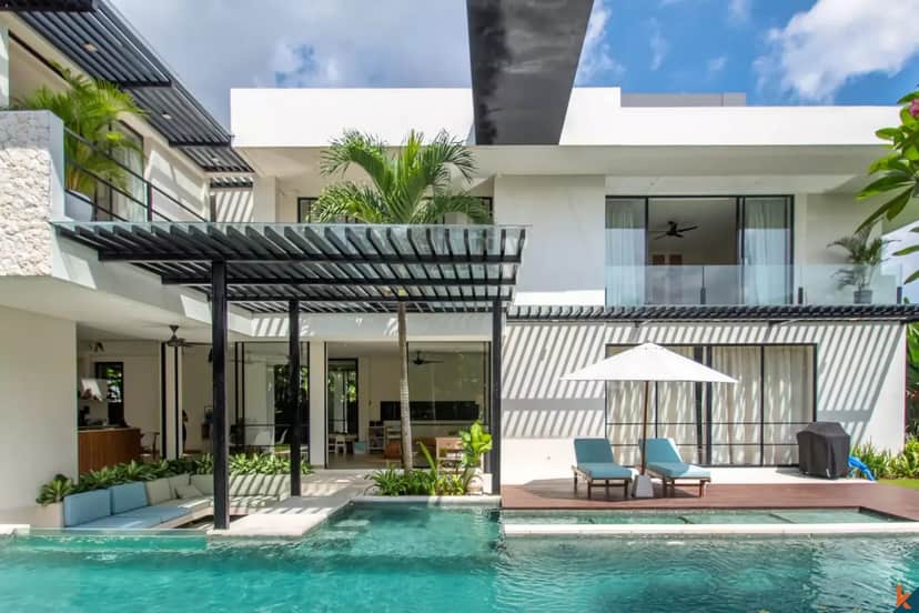 4-bedroom leasehold villa in Canggu — photo 3 of 5