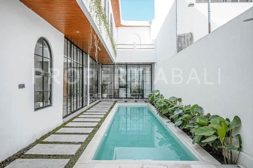 Elegant Modern Villa in Peaceful Cepaka