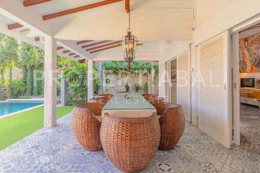 5-bedroom leasehold villa in Canggu — photo 3 of 5