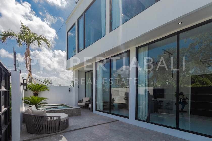 Beautiful Modern Villa in Tumbak Bayuh