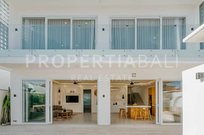 3-bedroom leasehold villa in Canggu — photo 2 of 5