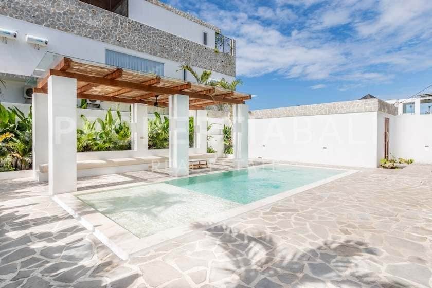 4-bedroom leasehold villa in Seseh/Cemagi — photo 4 of 5