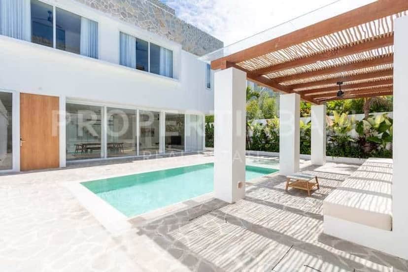 4-bedroom leasehold villa in Seseh/Cemagi — photo 3 of 5