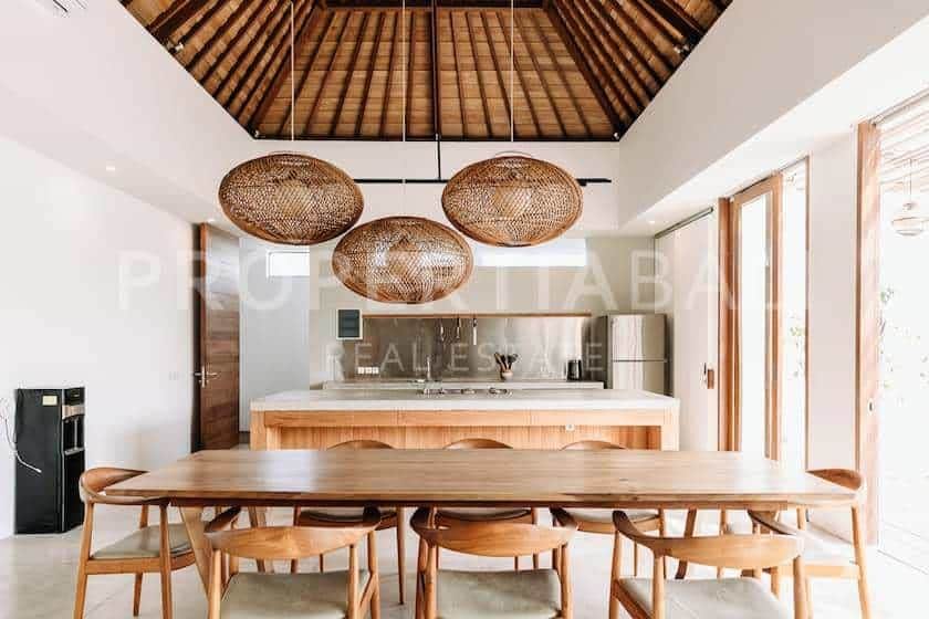8-bedroom leasehold villa in Canggu — photo 4 of 5