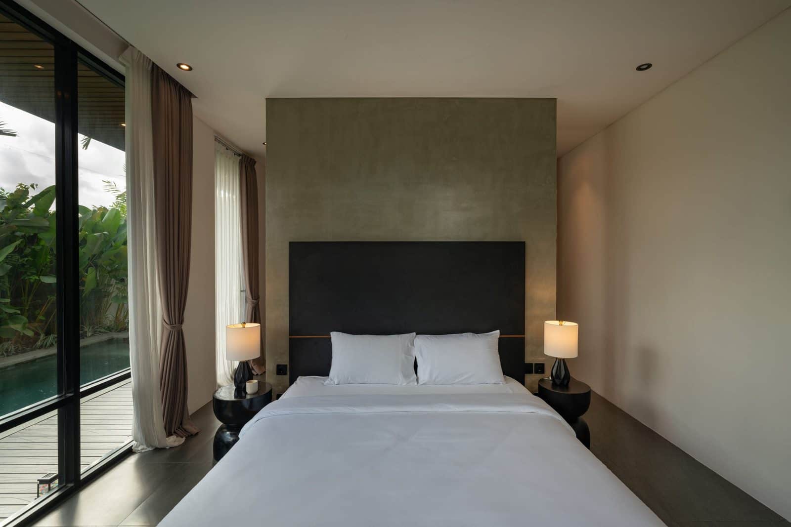 4-bedroom freehold villa in Canggu — photo 3 of 5