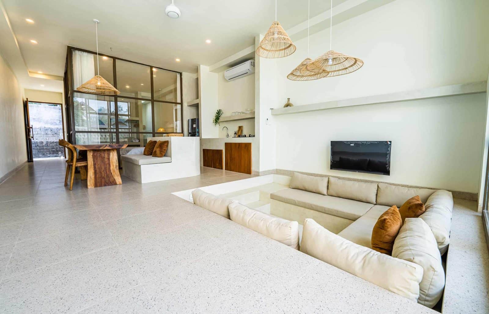 1-bedroom leasehold villa in Canggu — photo 2 of 5