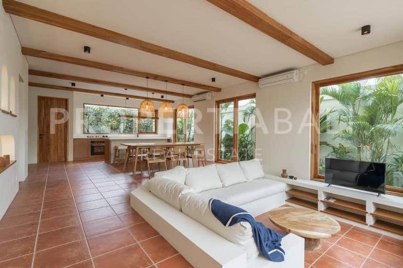 3-bedroom leasehold villa in Canggu — photo 2 of 5