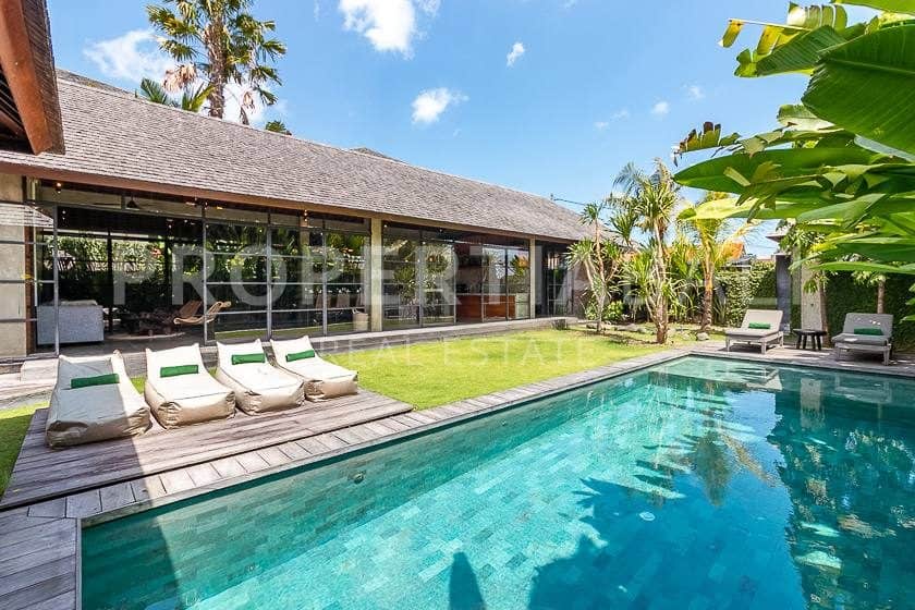 Fantastic Contemporary Villa in Prime Area of Canggu