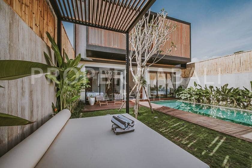 4-bedroom leasehold villa in Berawa — photo 2 of 5