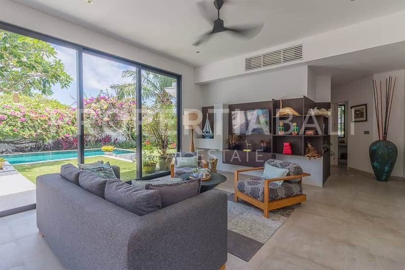 4-bedroom leasehold villa in Berawa — photo 4 of 5