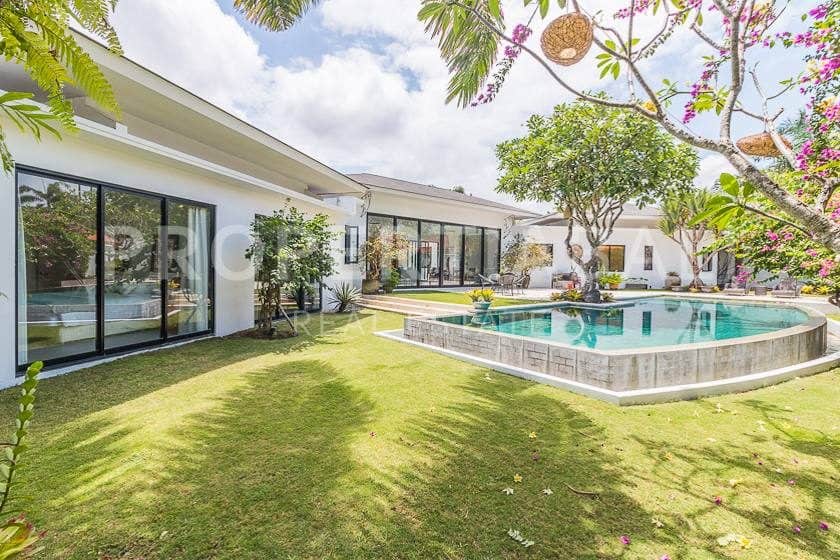 Amazing Modern Designed Villa in Umalas