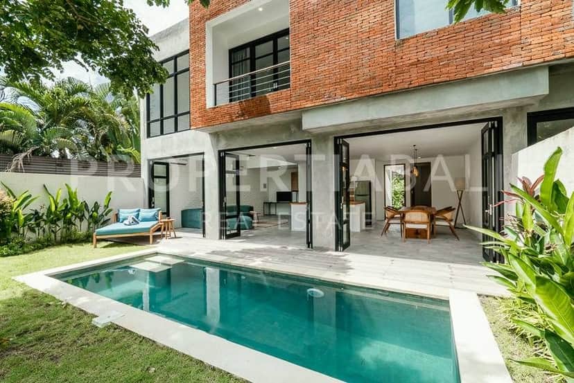 2-bedroom leasehold villa in Berawa — photo 2 of 5