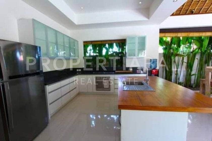 4-bedroom leasehold villa in Pererenan — photo 5 of 5