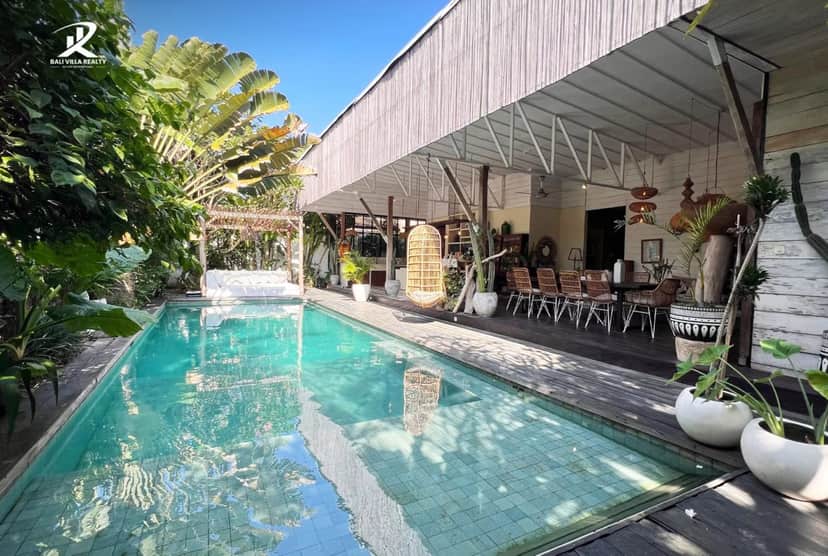 Bohemian Chic 6BR Villa in Prime Umalas for Leasehold