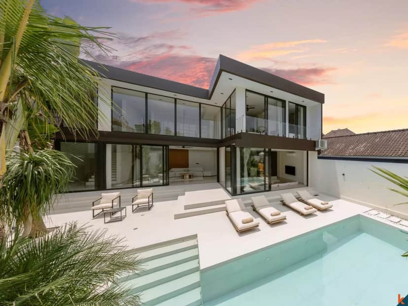 4-bedroom leasehold villa in Seminyak — photo 2 of 5