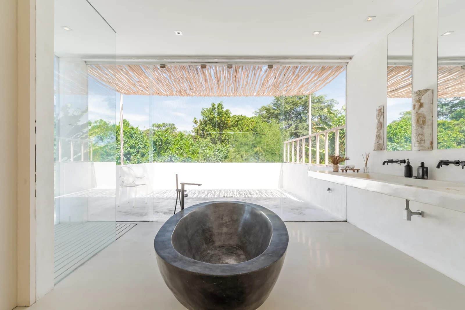 3-bedroom freehold villa in Pererenan — photo 5 of 5