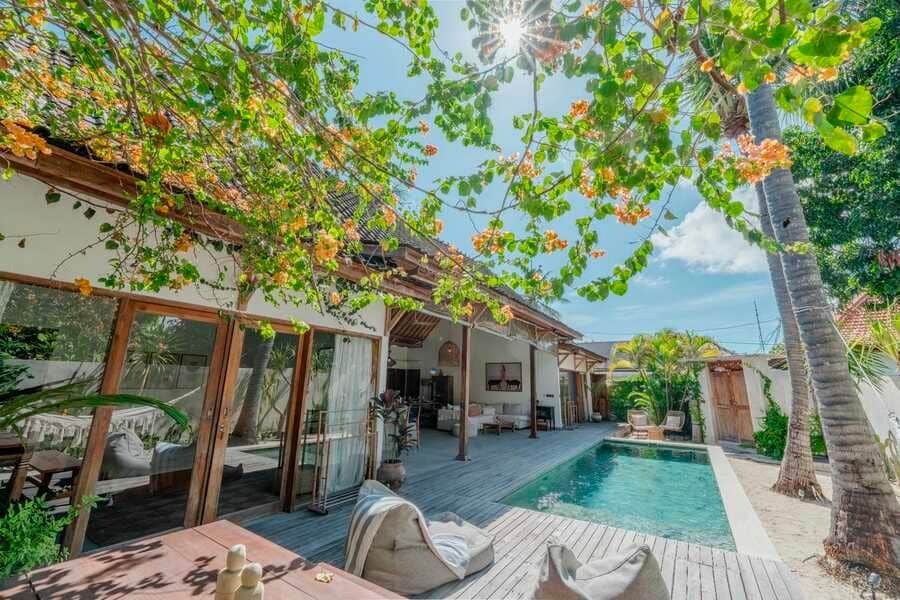 Modern 2 Bedroom Villa for Sale Leasehold in Nusa Lembongan