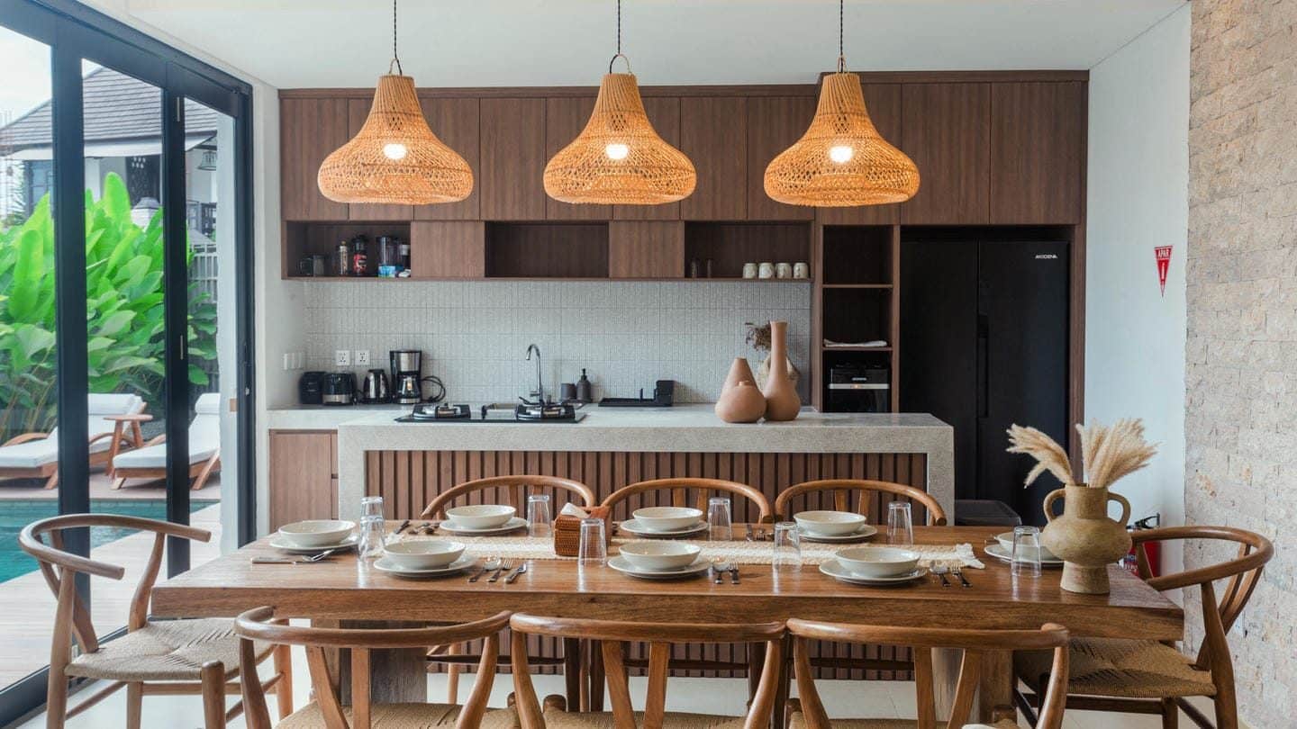 4-bedroom leasehold villa in Canggu — photo 3 of 5
