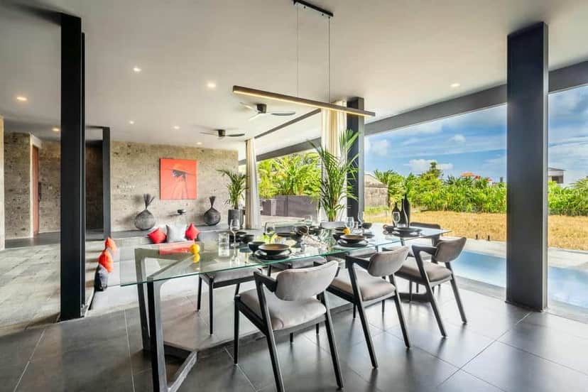 5-bedroom leasehold villa in Pererenan — photo 2 of 5