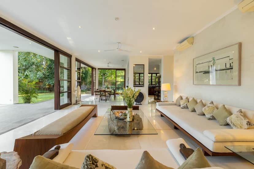 4-bedroom leasehold villa in Seseh/Cemagi — photo 2 of 5