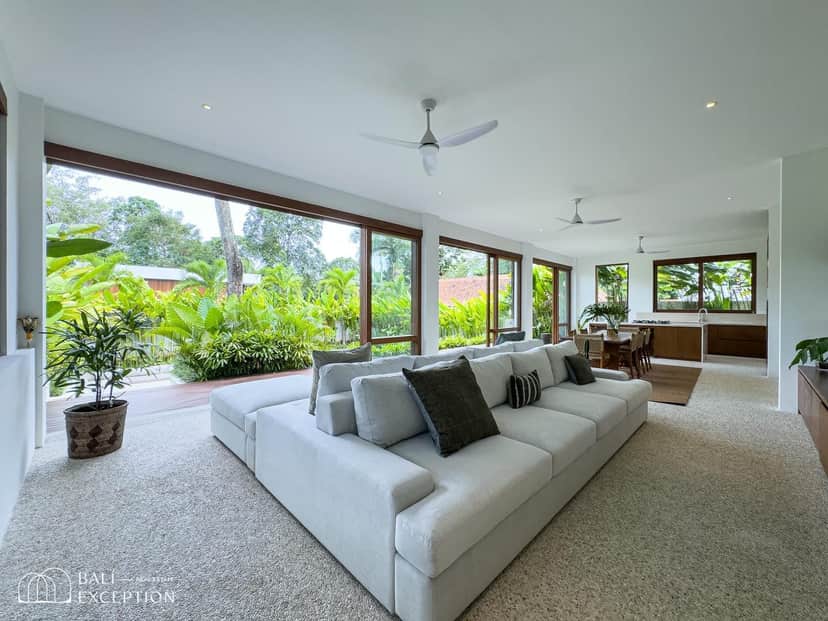 4-bedroom leasehold villa in Pererenan — photo 2 of 5
