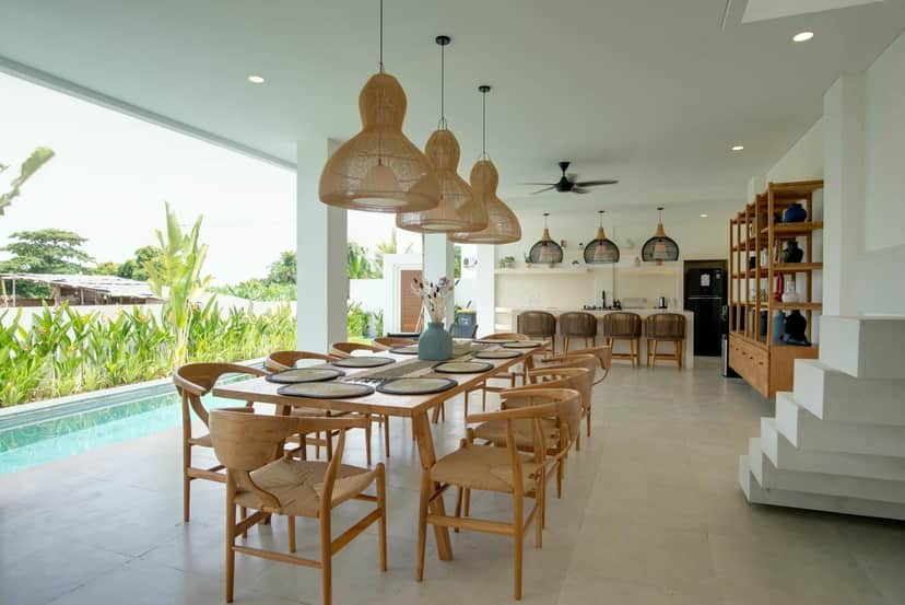 5-bedroom leasehold villa in Canggu — photo 2 of 5