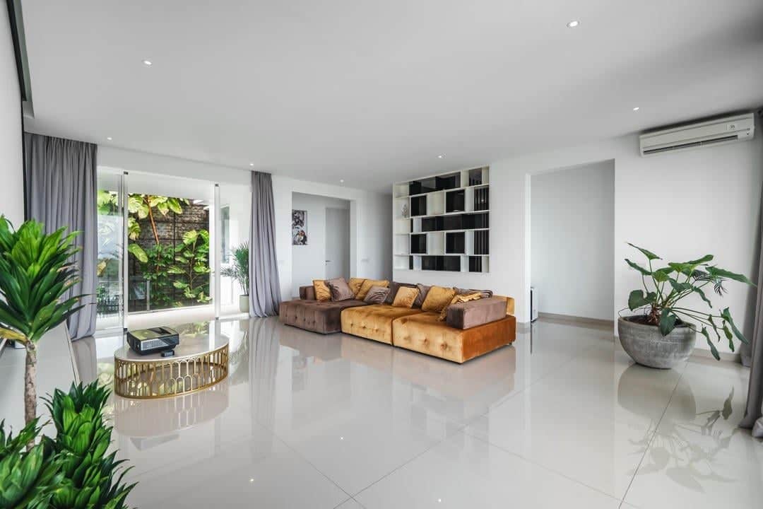 4-bedroom freehold villa in Uluwatu — photo 2 of 5