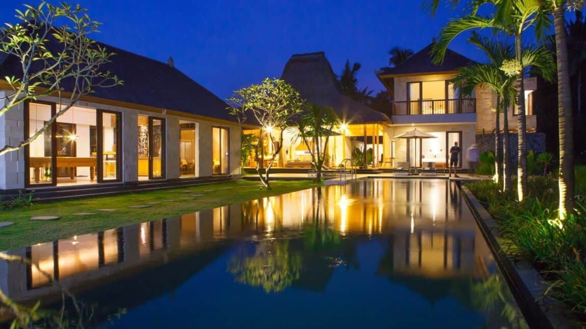 Freehold 4 Bedroom Estate with 20m Pool and Jungle–Rice Field Views in Lodtunduh, Ubud