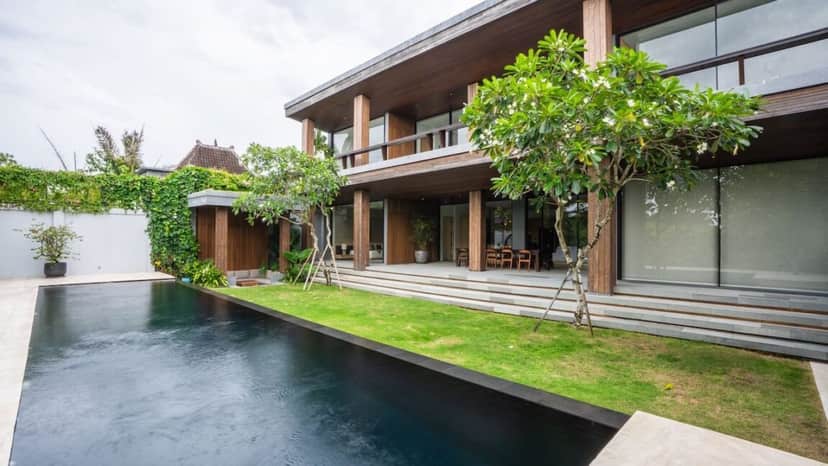 4-bedroom leasehold villa in Canggu — photo 3 of 5