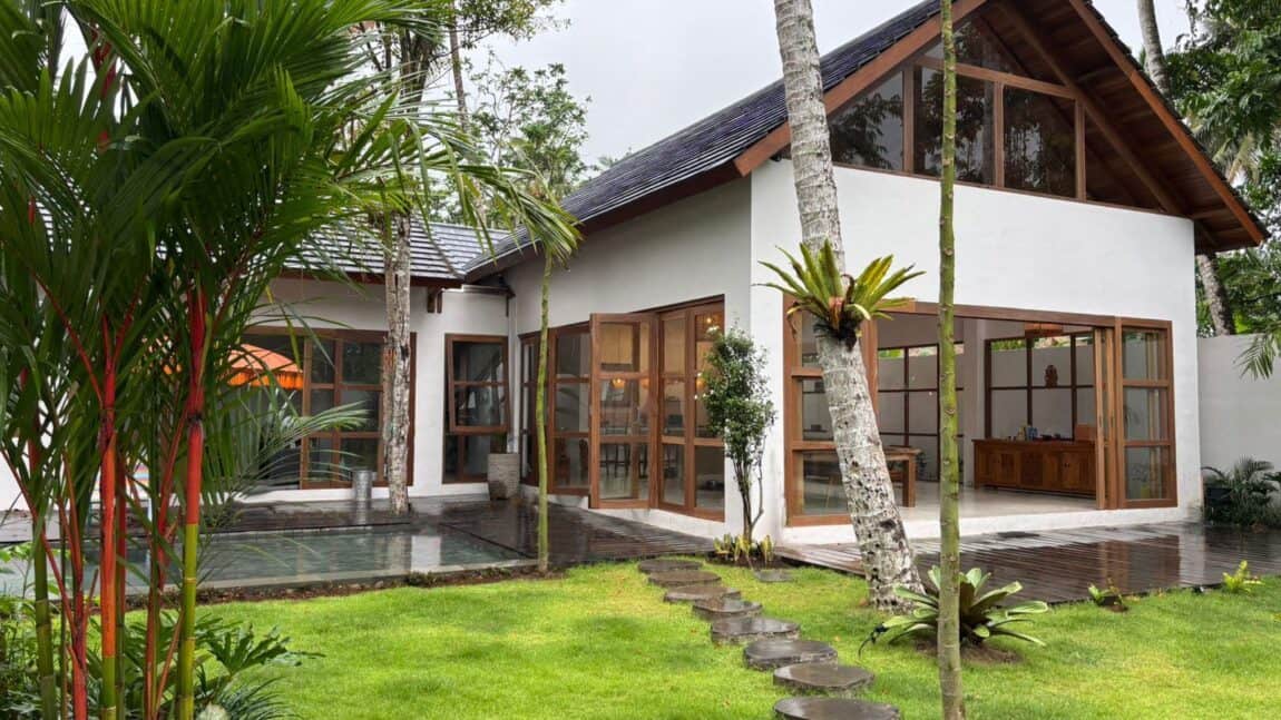 3 bedrooms high quality eco villa in Ubud