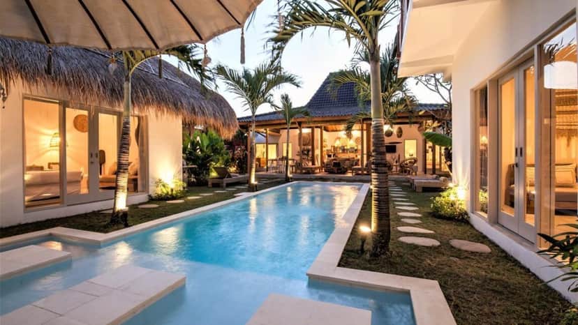 5-bedroom leasehold villa in Seminyak — photo 2 of 5