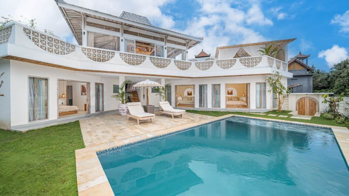 Modern 4-Bedroom Villa With stunning Rice Field, Ocean & Volcano Views – Kaba-Kaba