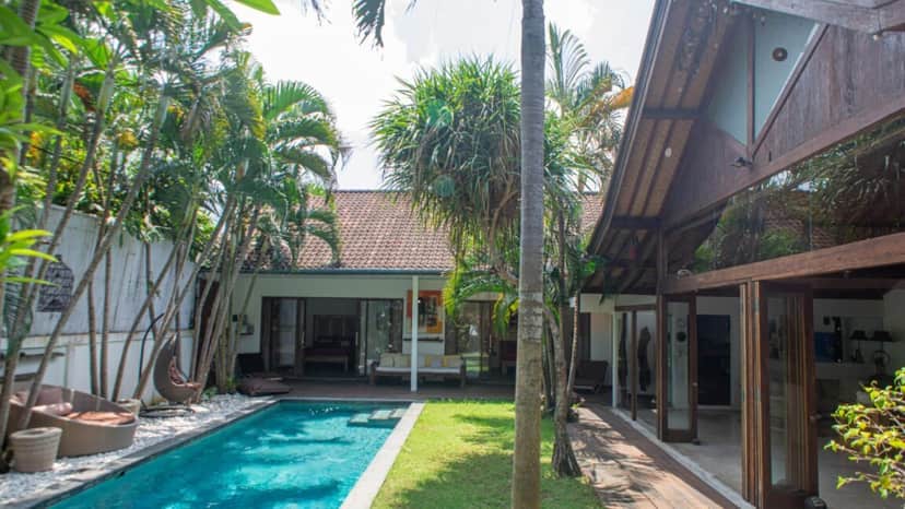 3-bedroom leasehold villa in Kerobokan — photo 2 of 5