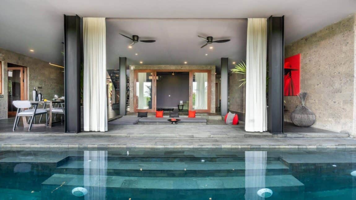 6-bedroom leasehold villa in Pererenan — photo 2 of 5