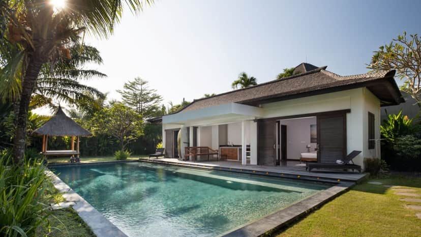 4-bedroom leasehold villa in Pererenan — photo 2 of 5