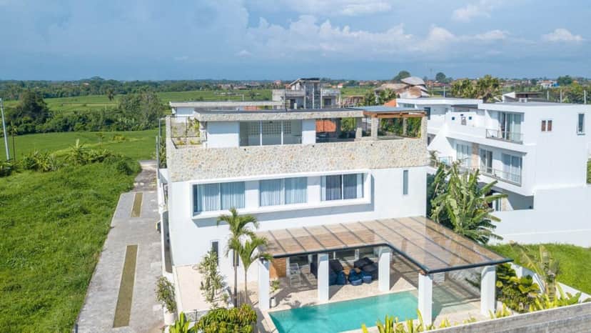 4-bedroom leasehold villa in Seseh/Cemagi — photo 2 of 5