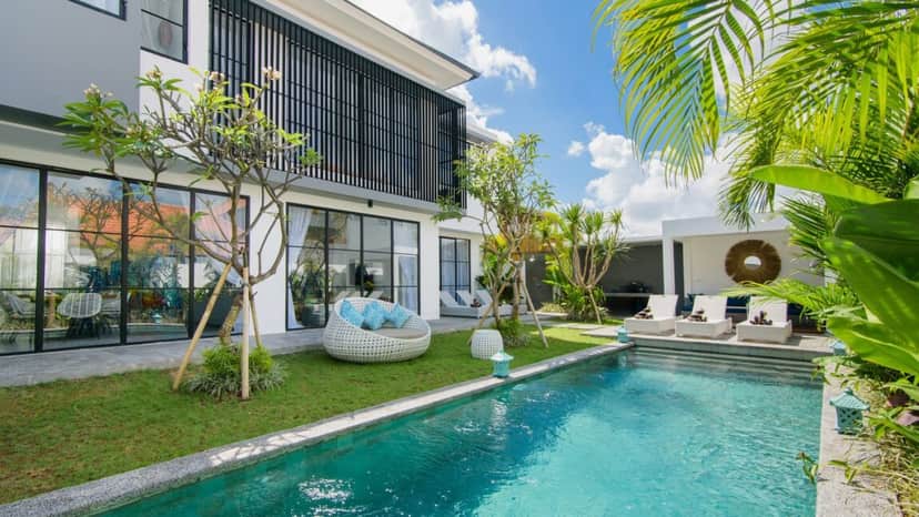 4-bedroom leasehold villa in Berawa — photo 4 of 5