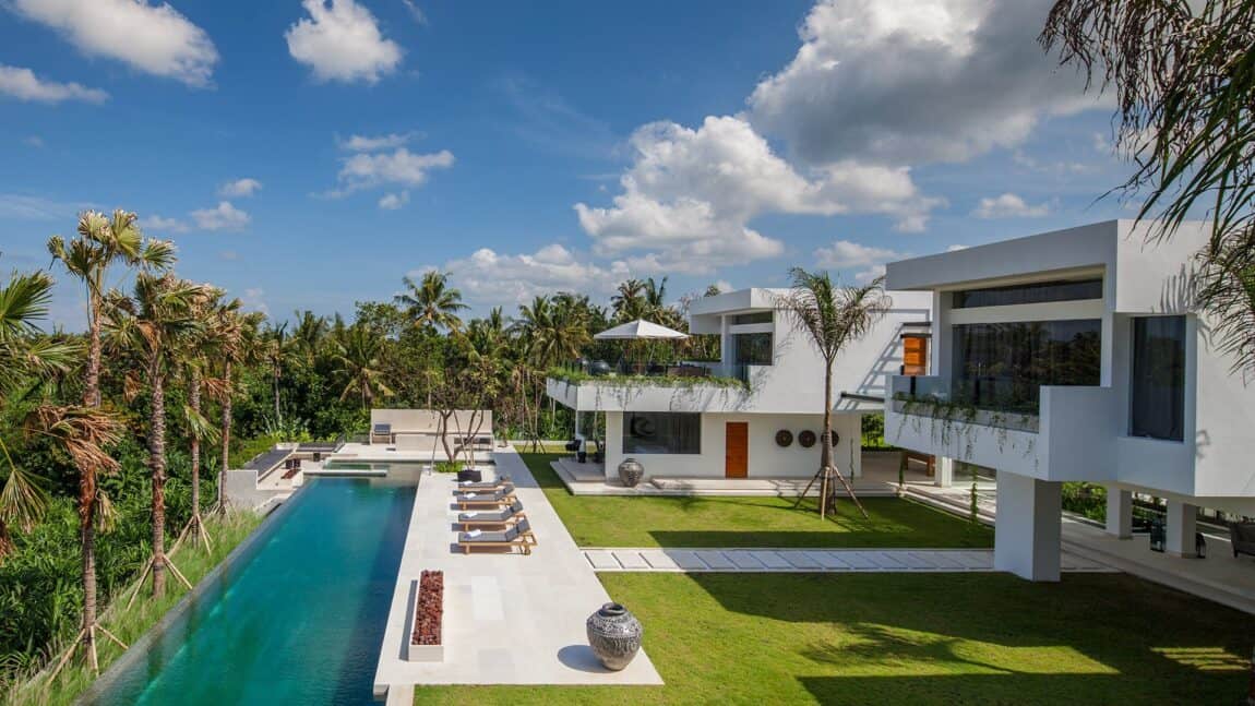 Ideal villa for Luxury Living or Investment