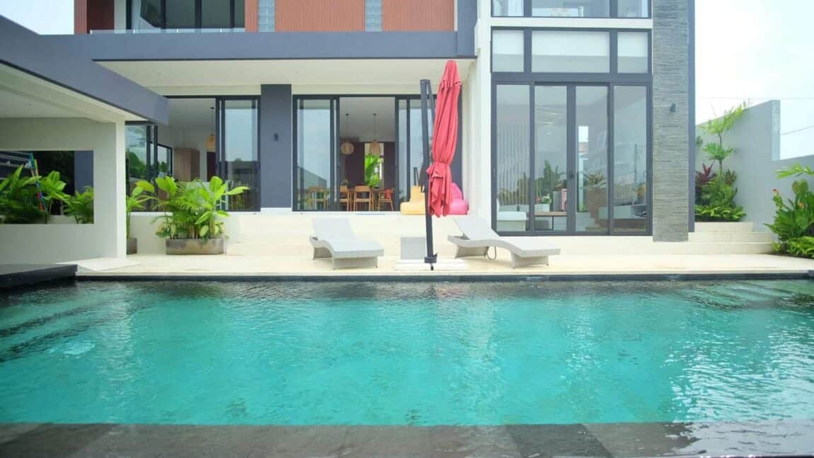 3 bedroom villa with Ocean and rice field view in Cemagi