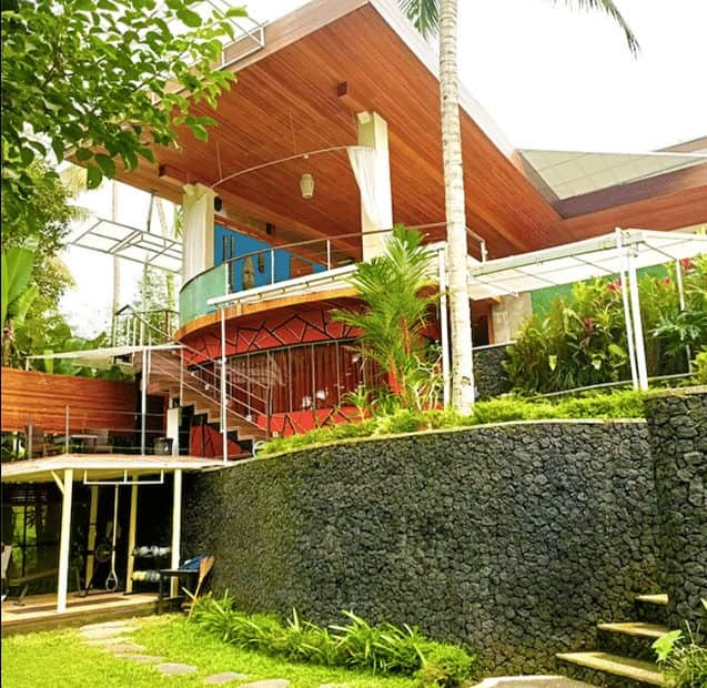 4 BR VILLA jungle view & Private villa UBUD
