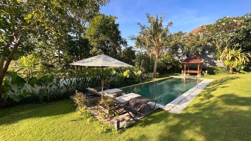 5-bedroom leasehold villa in Berawa — photo 2 of 5