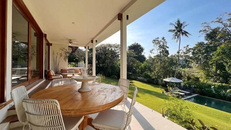 5-bedroom leasehold villa in Berawa — photo 3 of 5