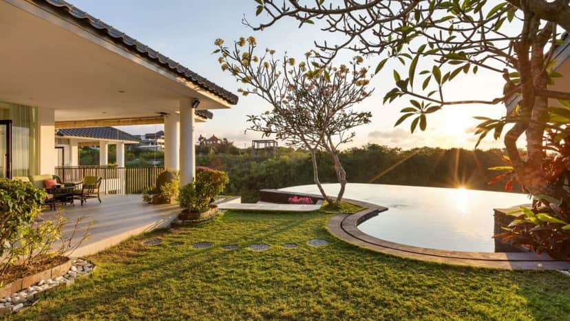 5-bedroom freehold villa in Jimbaran — photo 5 of 5