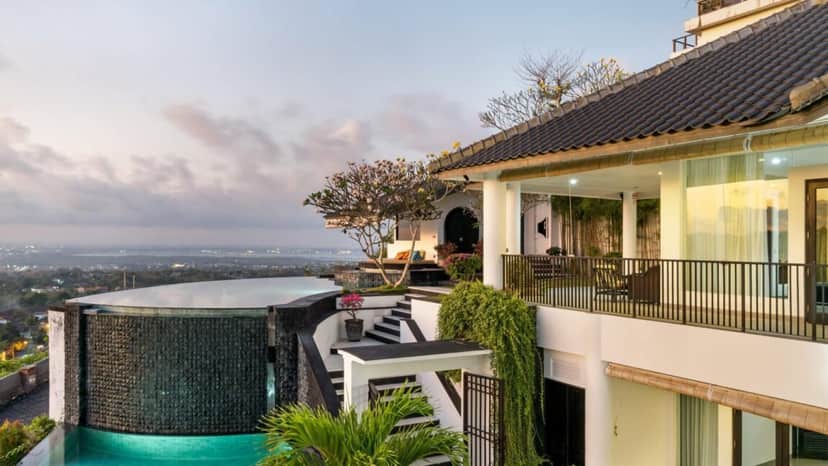 5-bedroom freehold villa in Jimbaran — photo 2 of 5