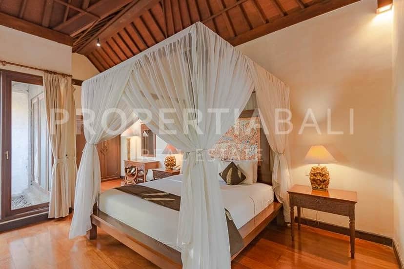 7-bedroom freehold villa in Seminyak — photo 4 of 5