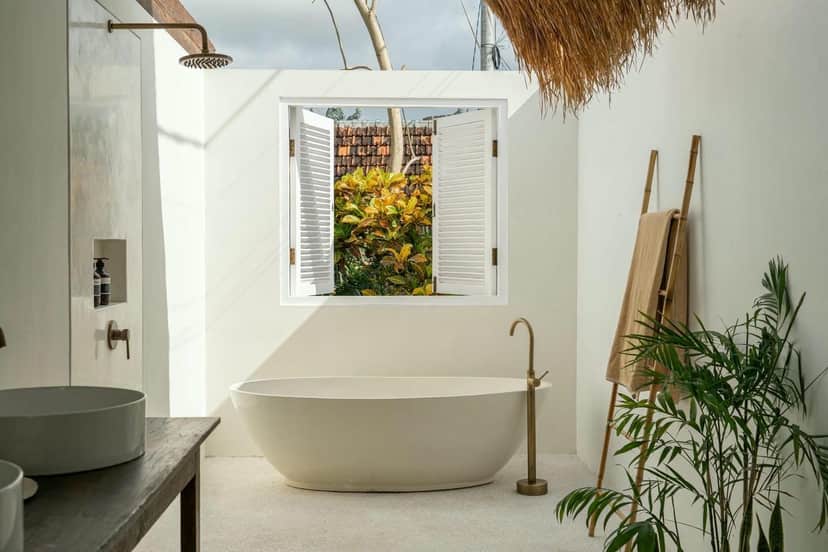 4-bedroom leasehold villa in Canggu — photo 4 of 5