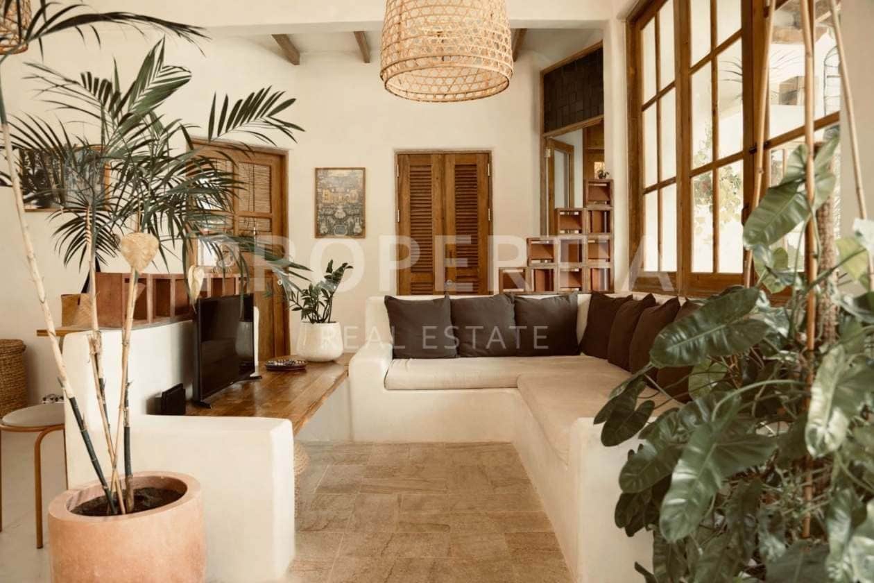 3-bedroom leasehold villa in Canggu — photo 4 of 5